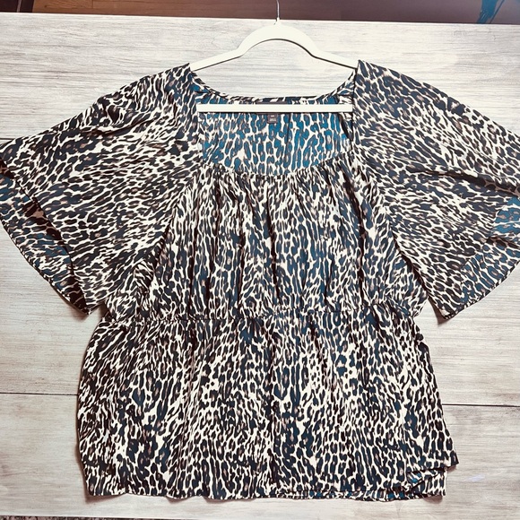 BOLD elements Animal Print Size 2X Gauzy Roomy Comfy Stylish Timeless Blouse - Picture 1 of 7